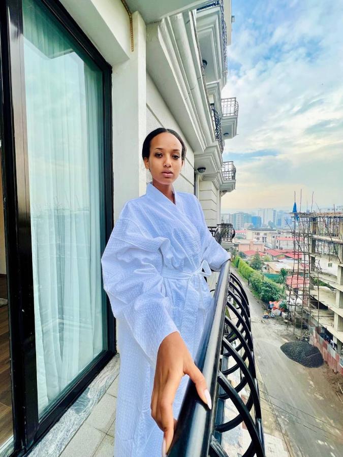 Th Bonroyal Hotel Addis Abeba Esterno foto