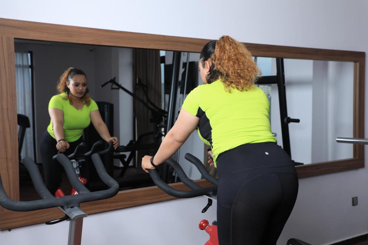 Th Bonroyal Hotel Addis Abeba Esterno foto